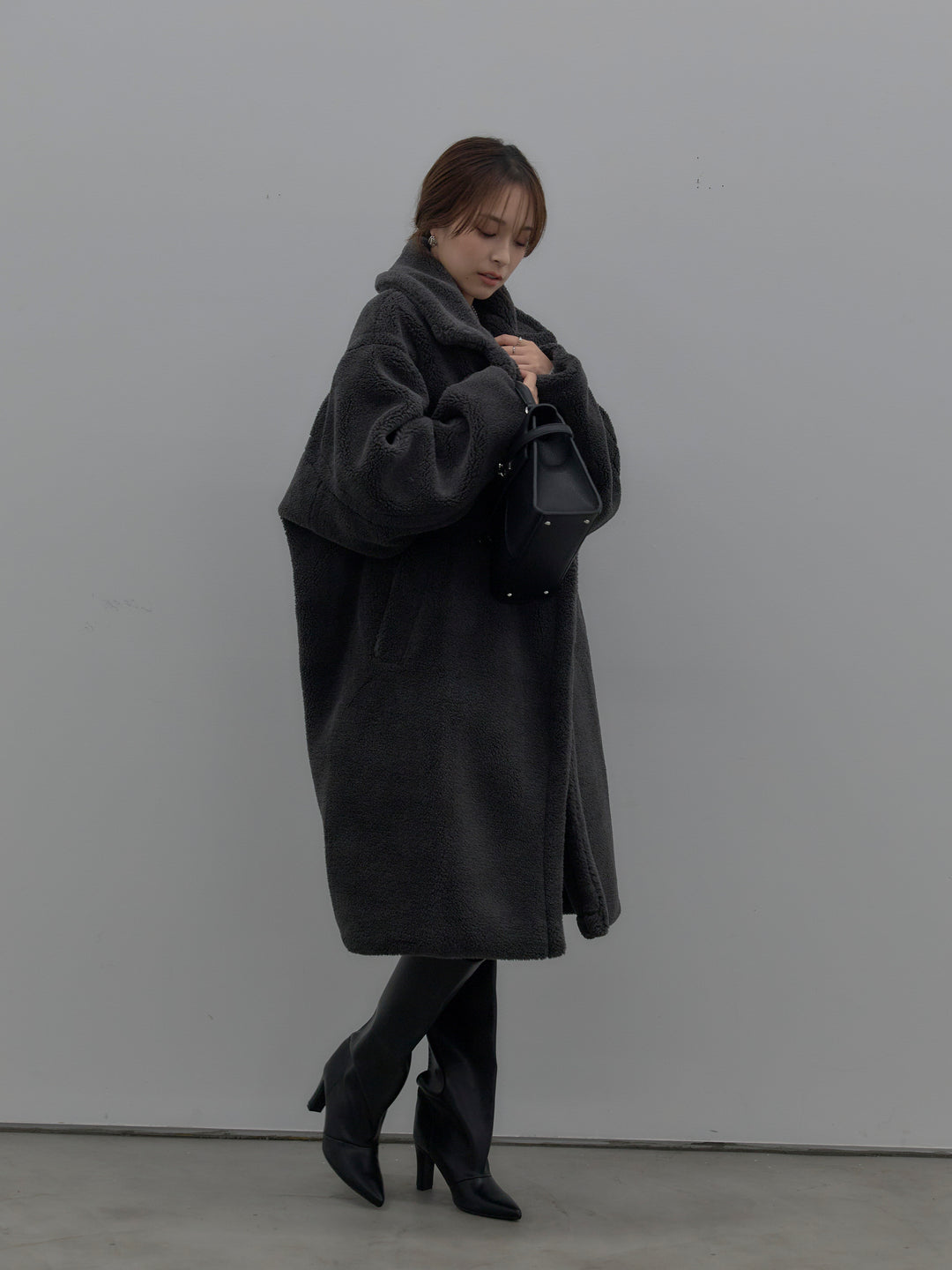 【SET】テディボアロングコート+アーガイル柄コンパクトニットカーディガン+ベロアバルーンミニスカート(インパン付き)(3set)