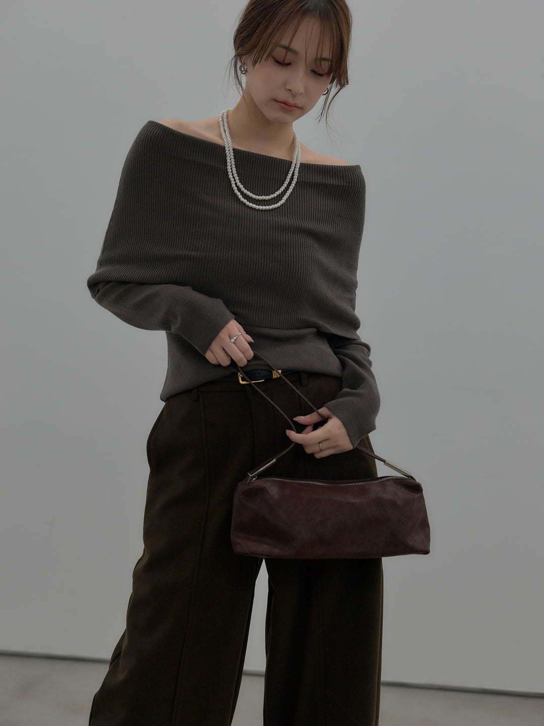 【SET】【premium touch】ソフトリブオフショルニットトップス+カーブデザインスウェットライクパンツ(2set)