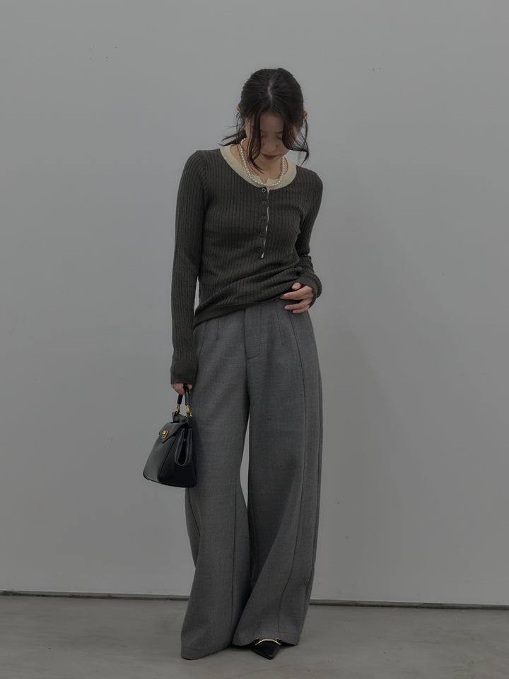 配色ケーブル編みニットトップス