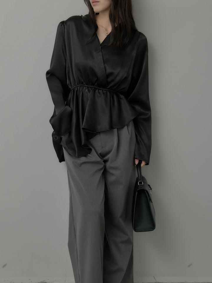 Vネックアシメサテンブラウス