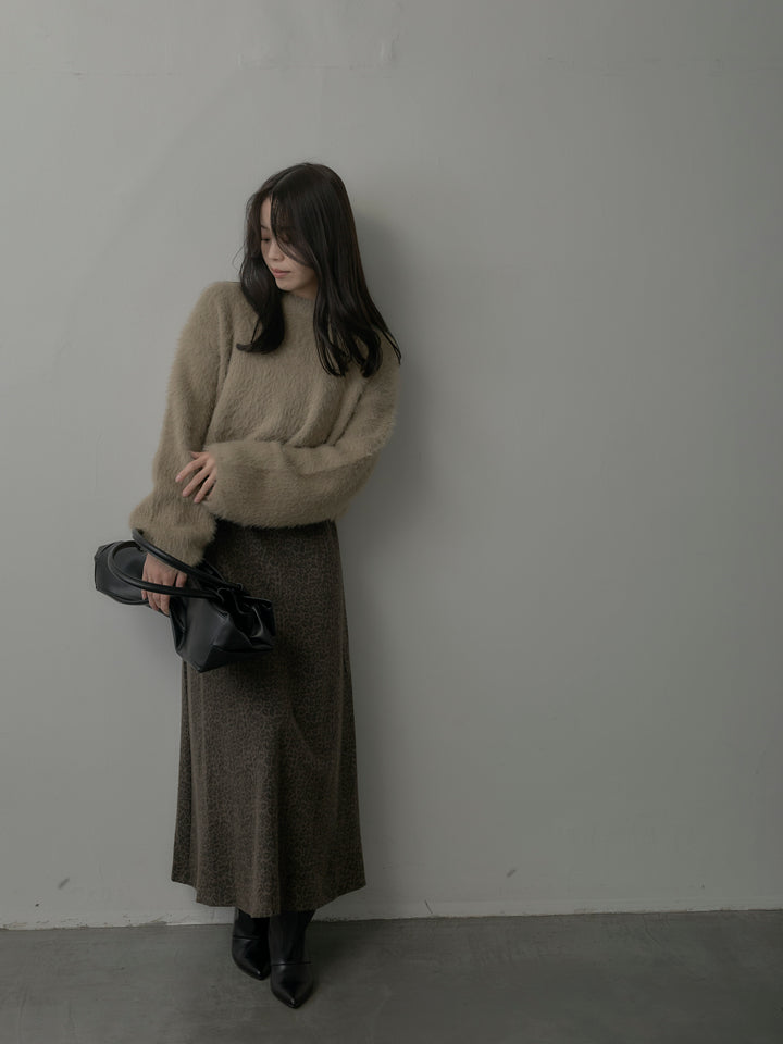 【SET】クロップドシャギーニットトップス+レオパードウールタッチフレアスカート(2set)