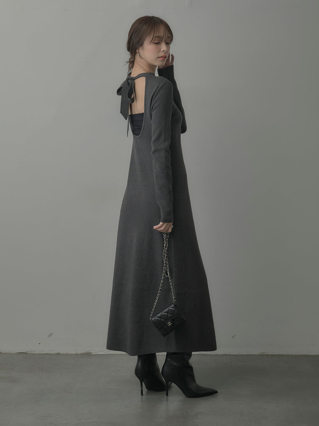 バックリボンニットロングワンピース