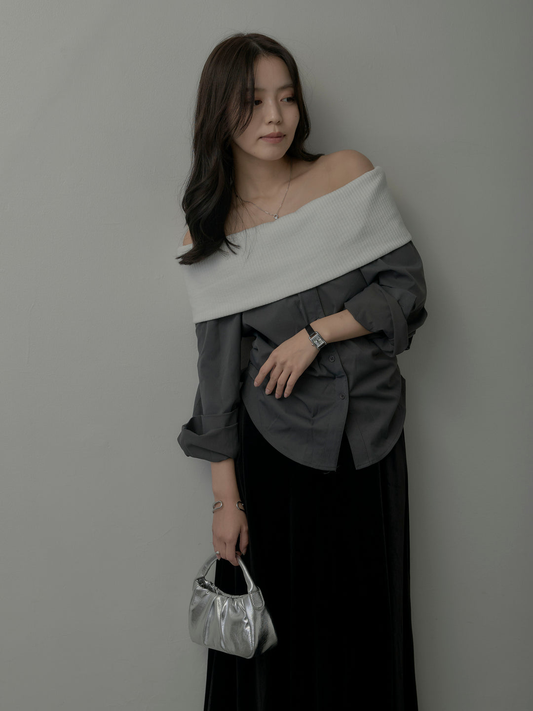 【SET】ニットシャツドッキングオフショルトップス+ベロアフレアロングスカート(2set)