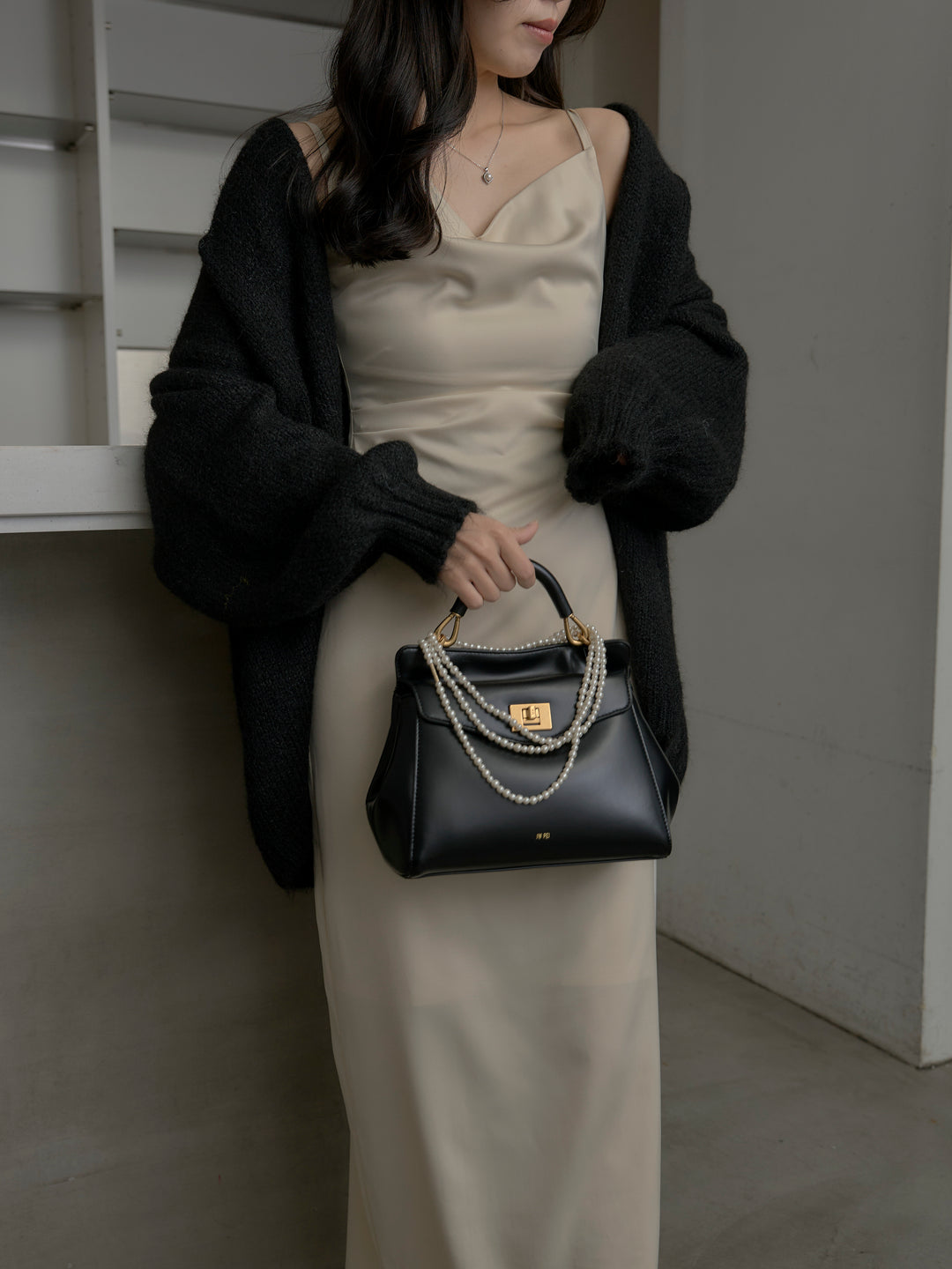 【SET】モヘアライクオーバーニットカーディガン+【Essential】サテンドレープキャミワンピ(2set)