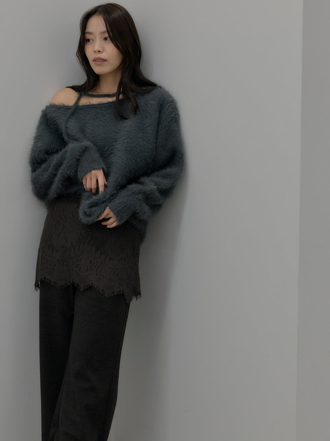 ネックリボンワンショルダーシャギーニット