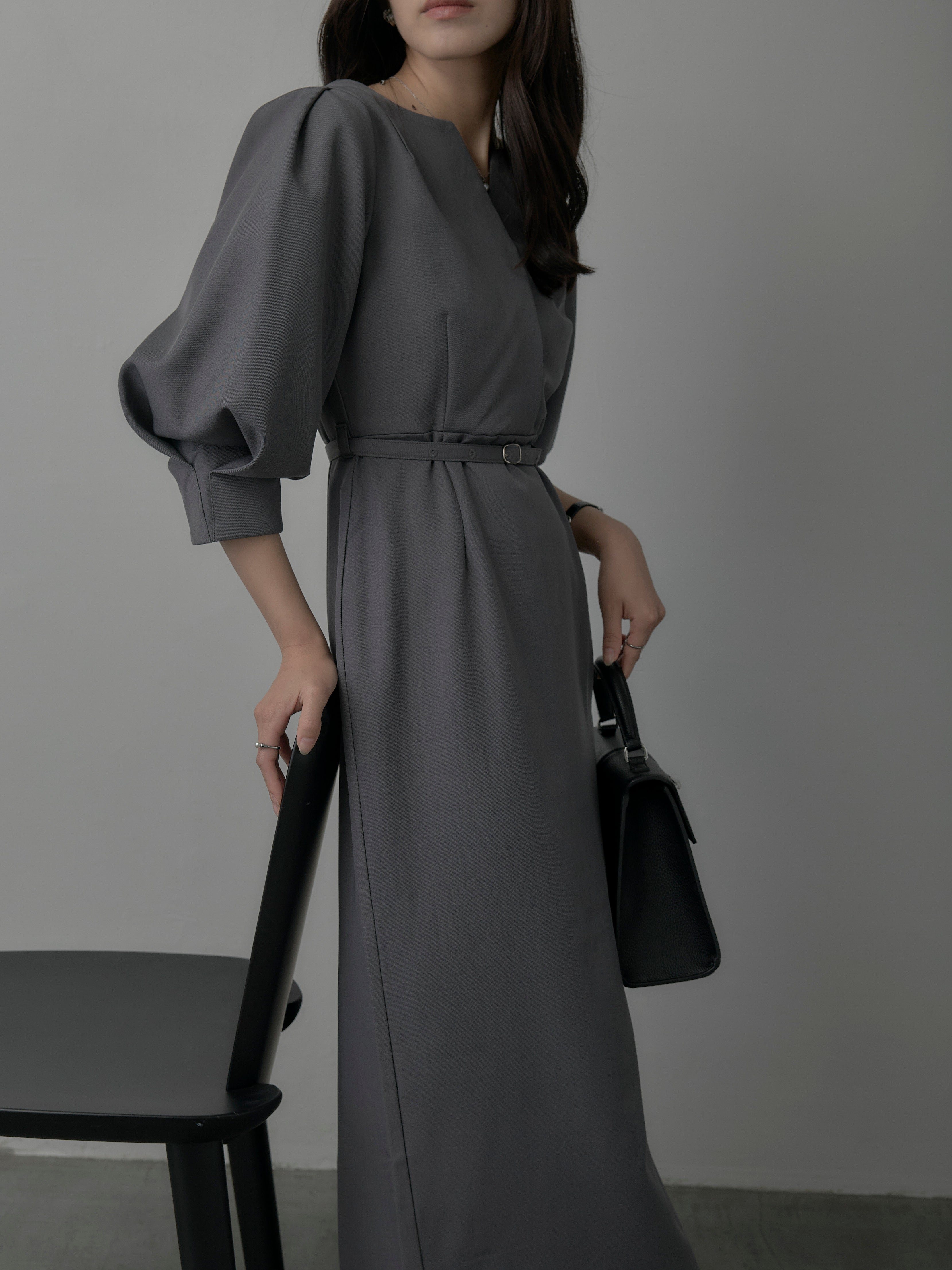 【極力24時間/匿名発送】nairo 裾レースパフスリーブワンピース Essential】裾レースパフスリーブワンピース – nairo