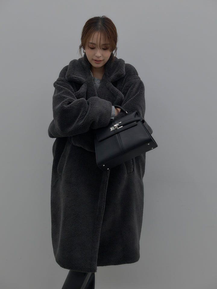 テディボアロングコート