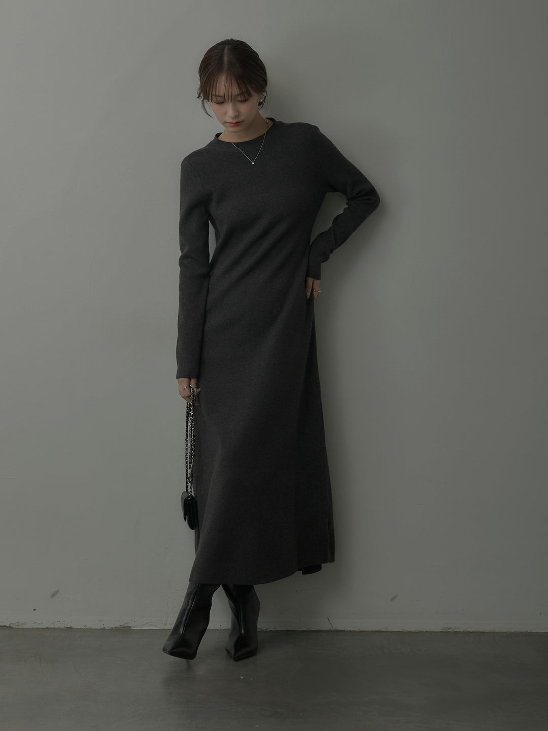 バックリボンニットロングワンピース