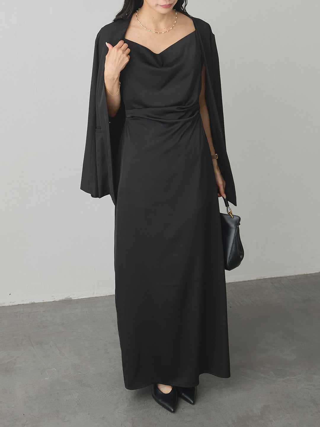 【SET】【Essential】フロントホックノーカラージャケット+【Essential】サテンドレープキャミワンピ(2set)