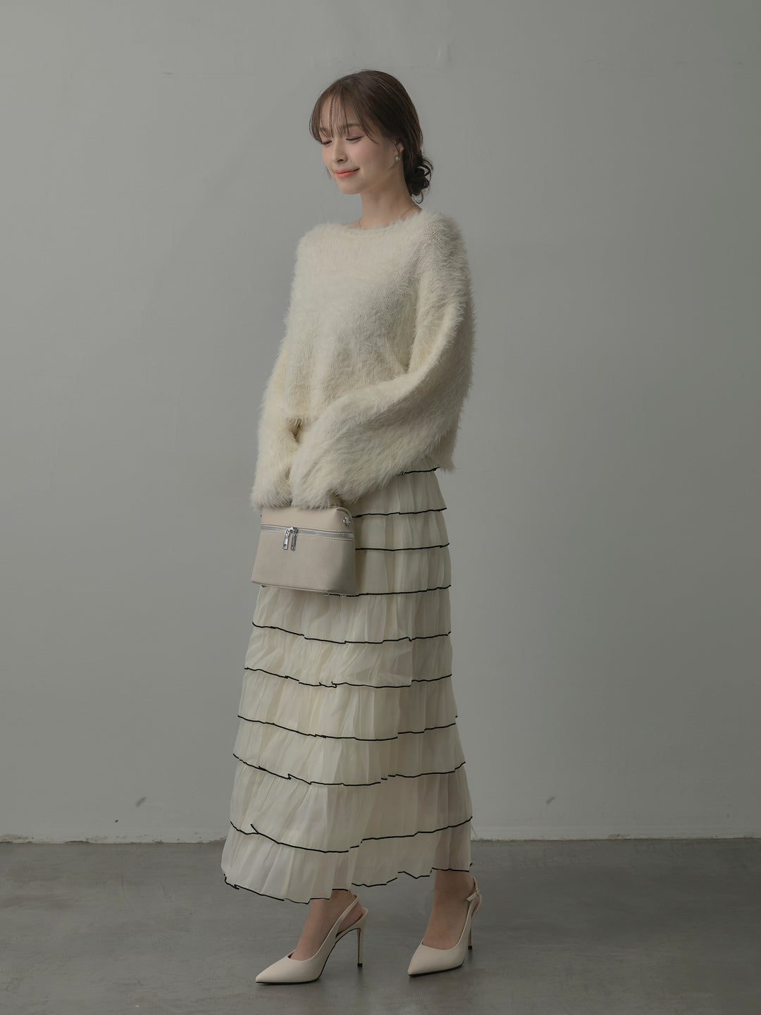 襟デザインシャギーニットトップス