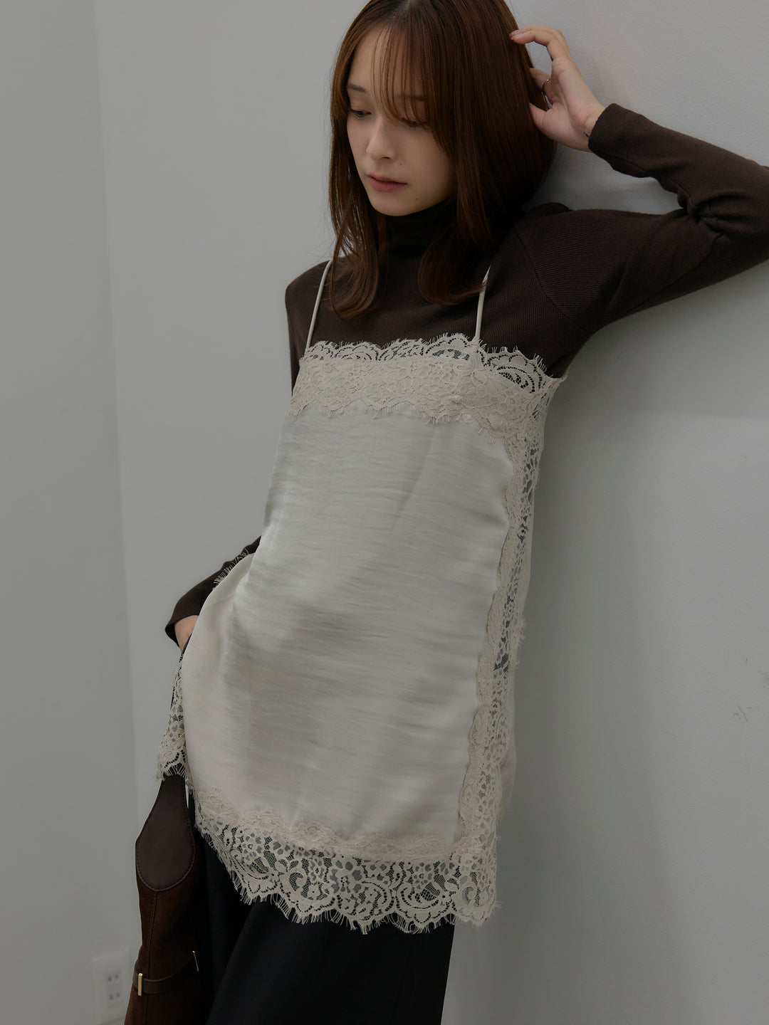 レースサテンキャミソール