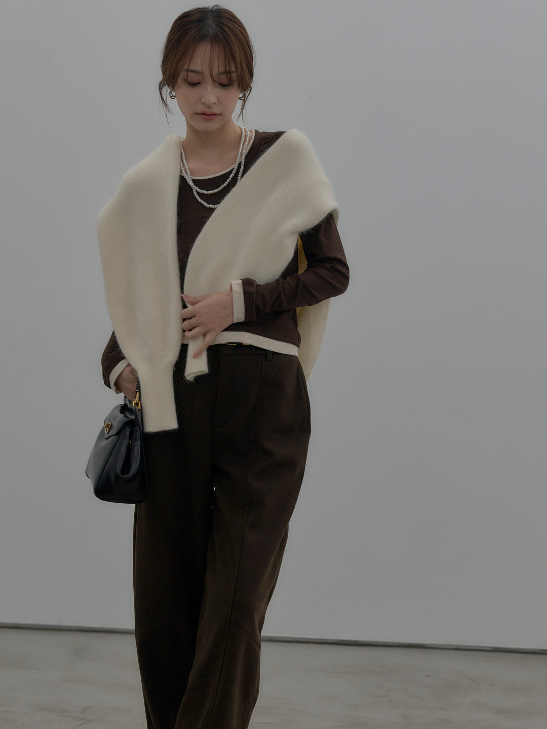 カーブデザインスウェットライクパンツ