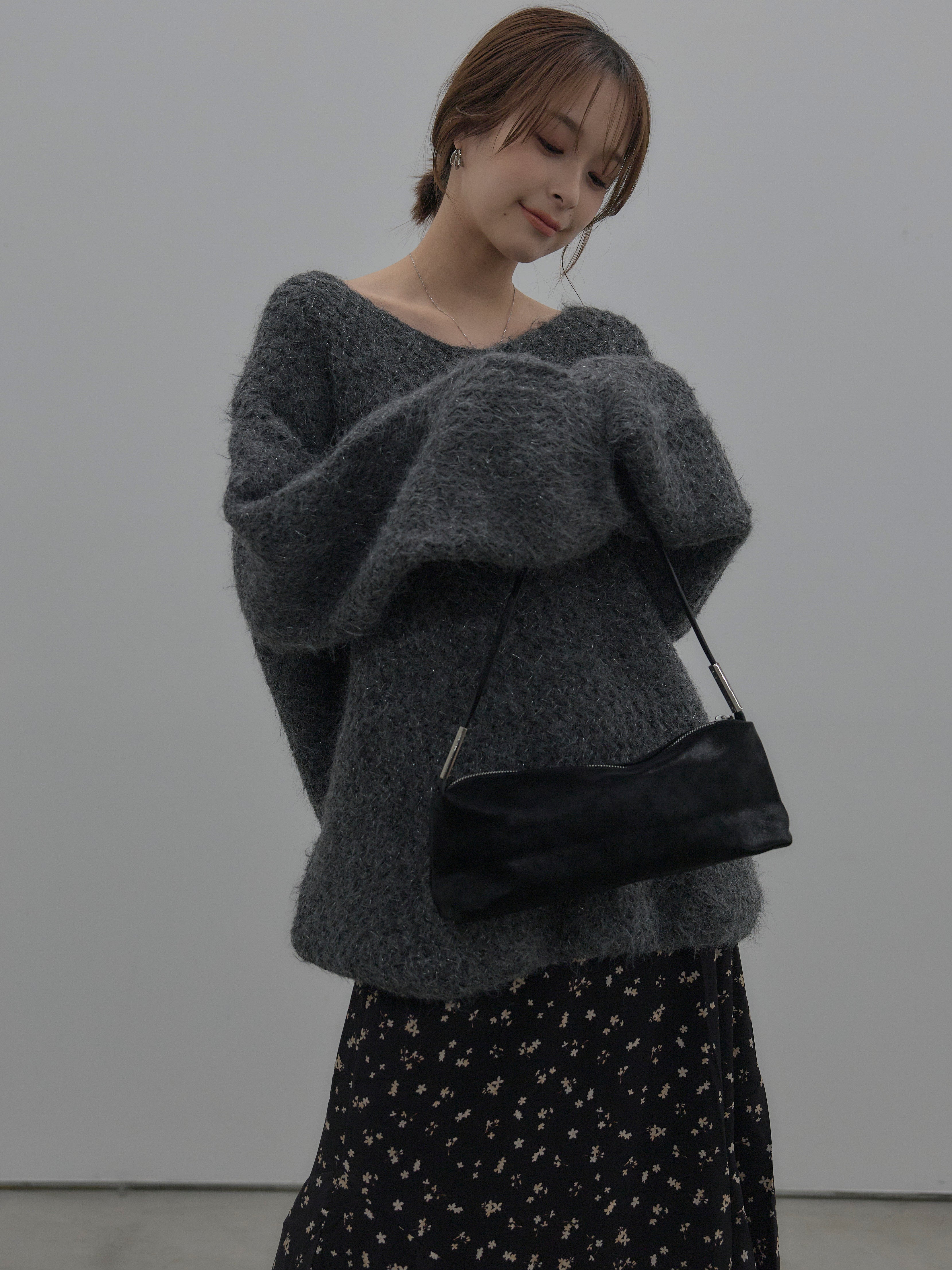 ラメ糸ローゲージ編みオーバーニットトップス – nairo