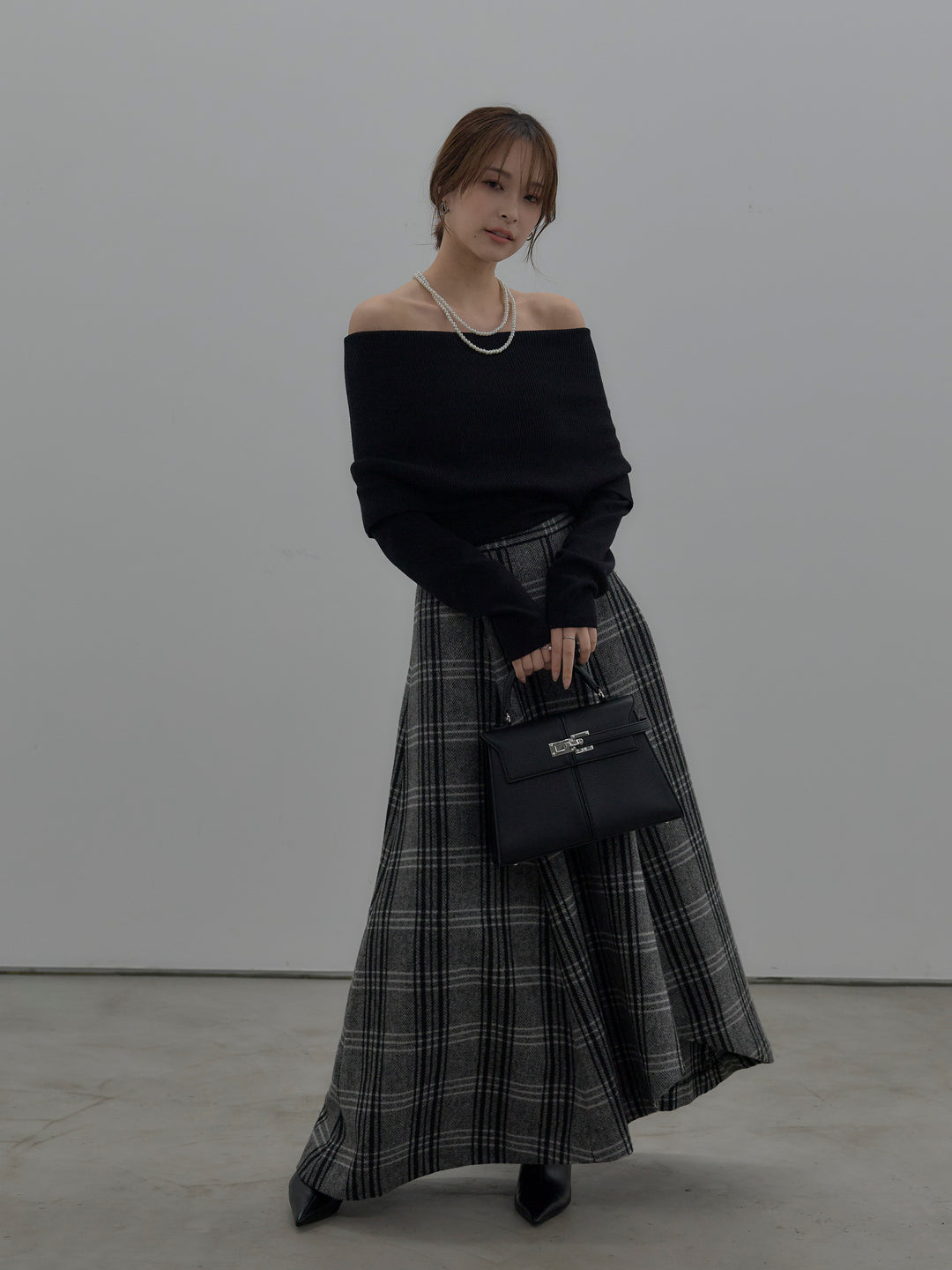 【SET】【premium touch】ソフトリブオフショルニットトップス+【Essential】クラシカルチェックウールタッチスカート(2set)