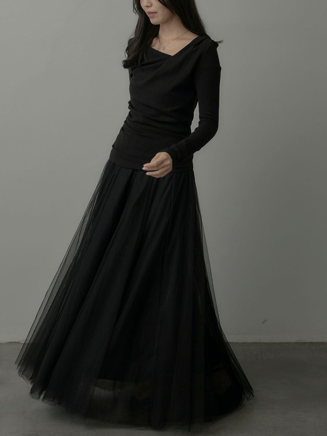 【SET】ドレープデザイントップス+ボリュームチュールスカート(2set)