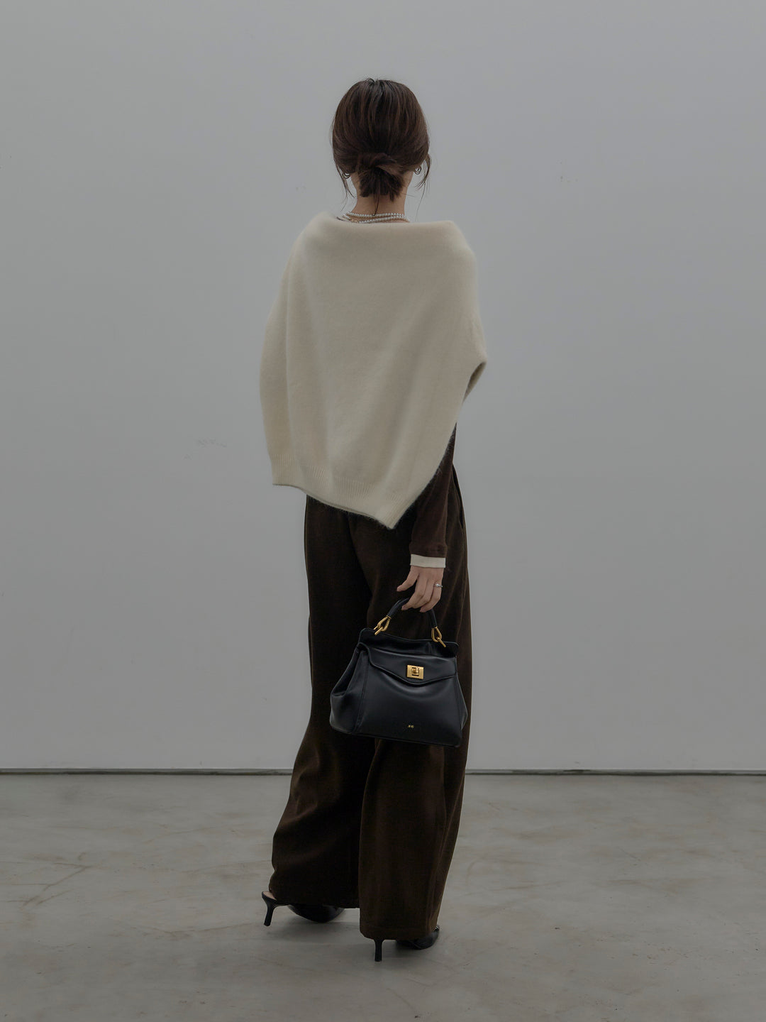 【SET】バイカラーレイヤードカットソー+カーブデザインスウェットライクパンツ(2set)