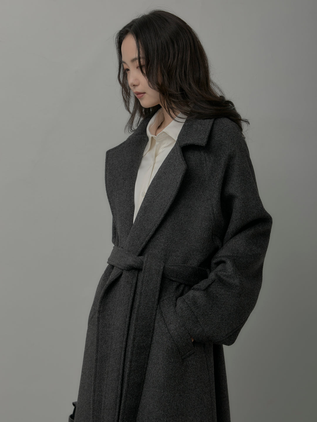 【SET】【Essential】ソフトウールリバートレンチコート+ケープ付きオーバーサテンシャツ+【Essential】３タックスラックス(3set)