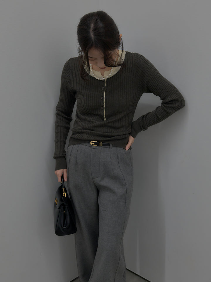 配色ケーブル編みニットトップス