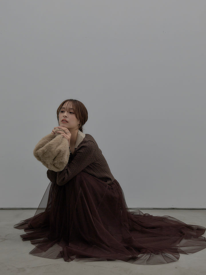 配色Vネックケーブルニットトップス