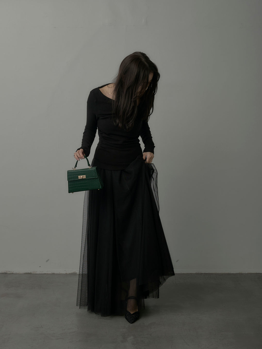 【SET】ドレープデザイントップス+ボリュームチュールスカート(2set)