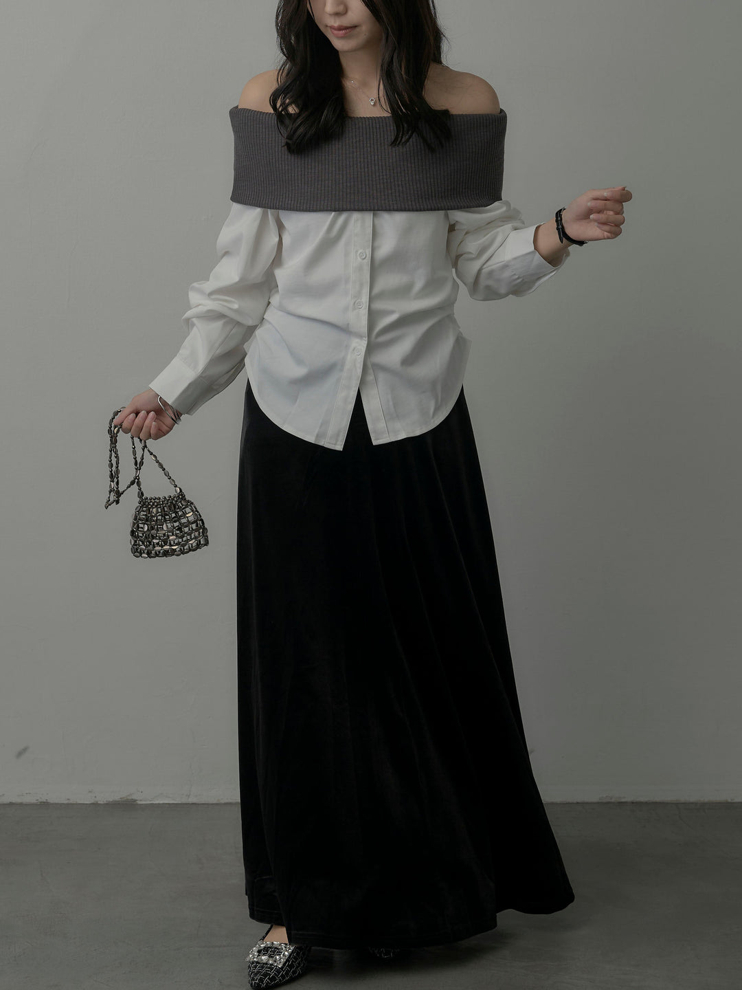 【SET】ニットシャツドッキングオフショルトップス+ベロアフレアロングスカート(2set)