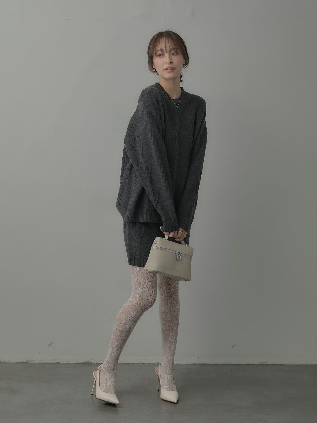 デザイン編みニットトップス&ミニスカート SET UP