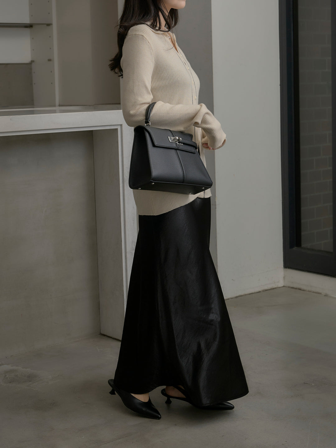 【SET】リブ配色ラインポロニットカーディガン+ナローAラインサテンスカート(2set)