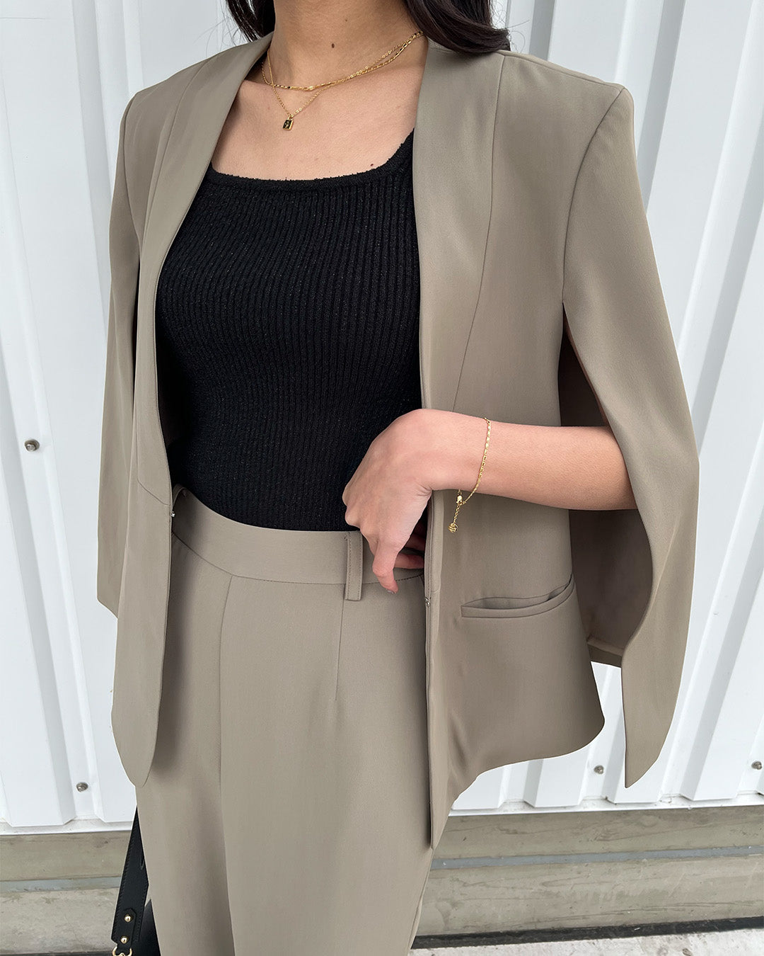 LOUISE DAMAS】Jo small pendant ネックレス – nairo