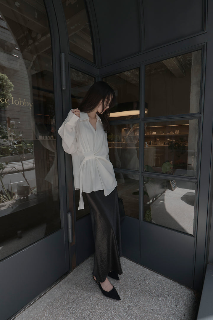 【SET】フロントラップデザインシャツ+ナローAラインサテンスカート(2set)