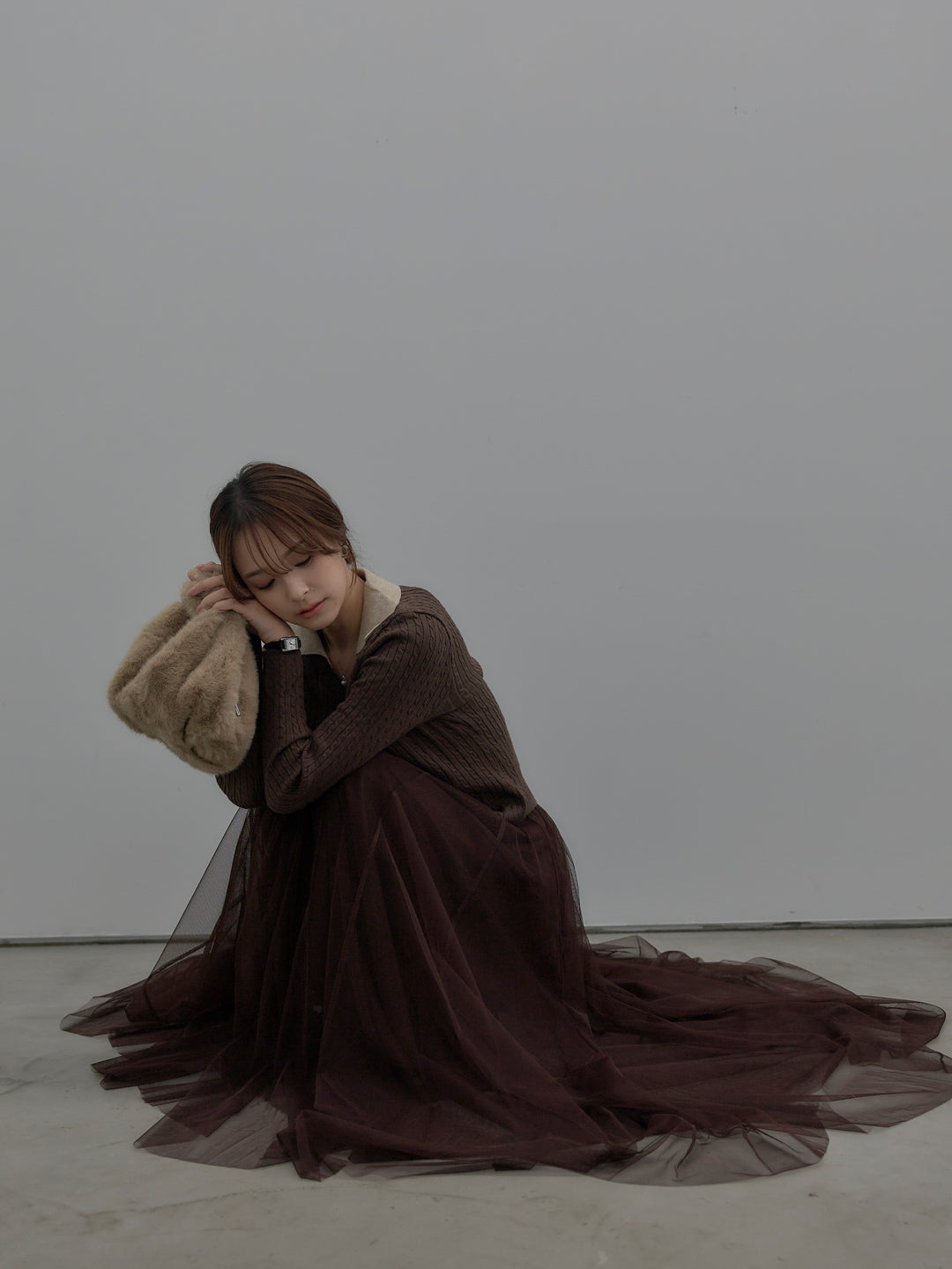 配色Vネックケーブルニットトップス