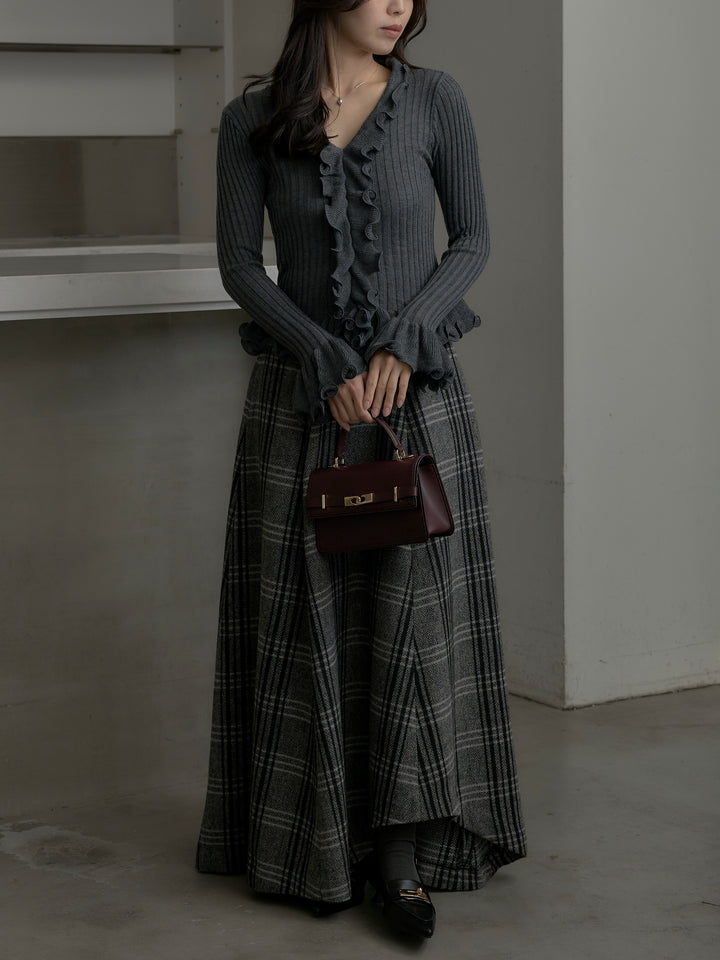 【SET】Vネックフリルデザインニットトップス+【Essential】クラシカルチェックウールタッチスカート(2set)
