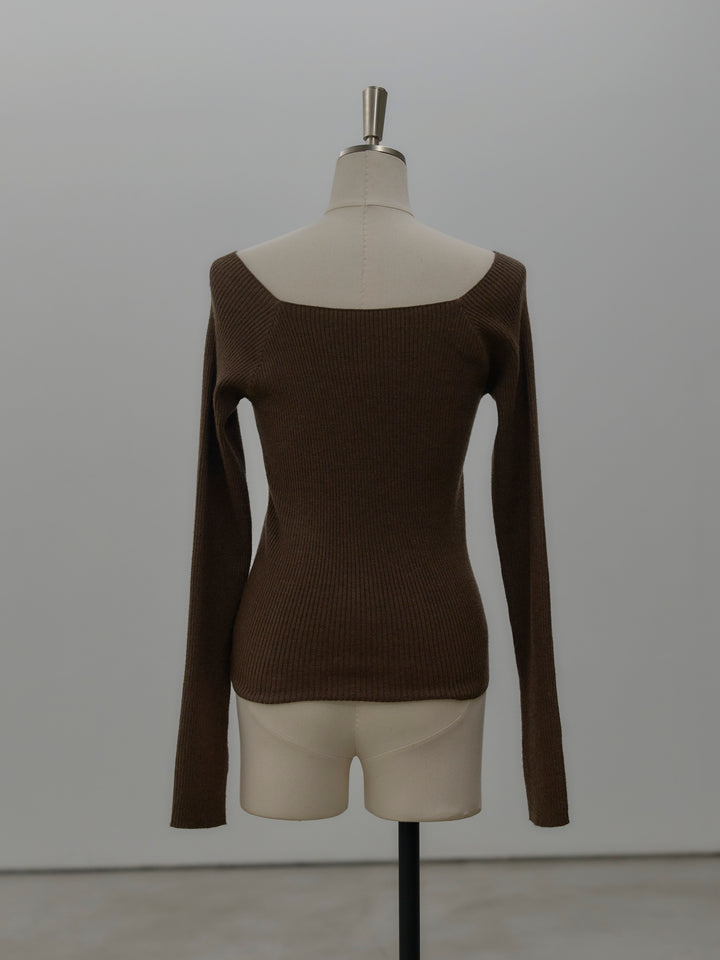 スクエアネックリブニット