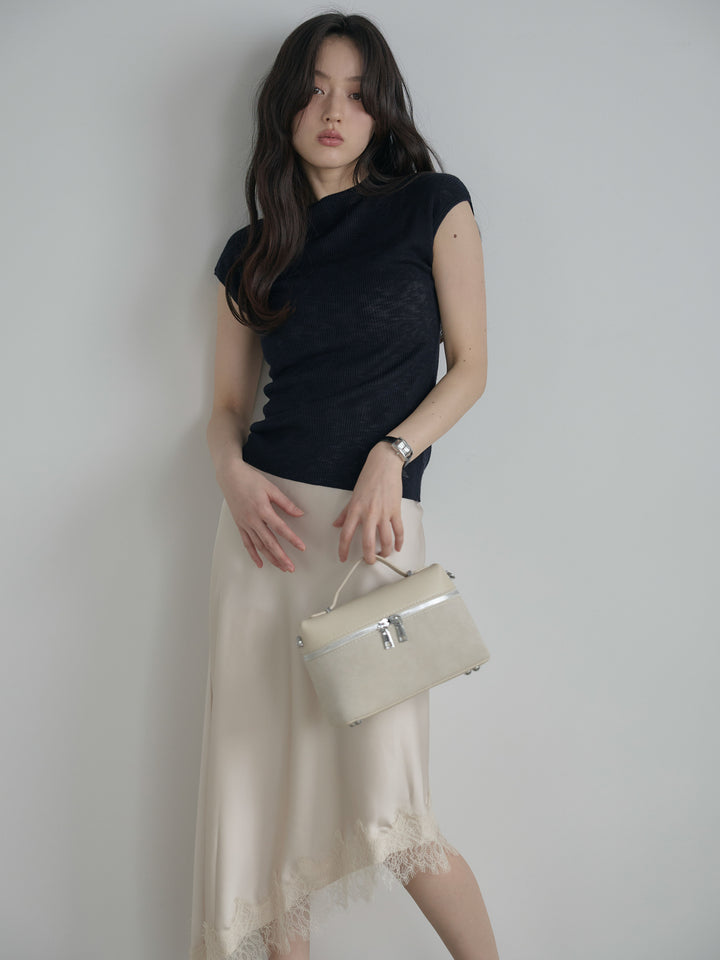アシンメトリーレーストリムサテンスカート