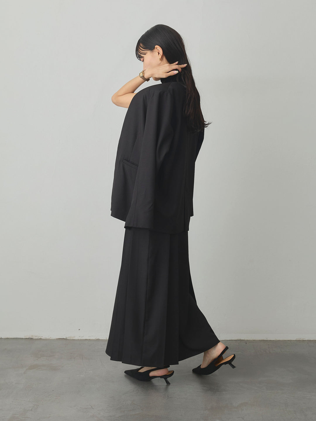 【SET】【Essential】フロントホックノーカラージャケット+【Essential】ベルト付きサイドタックスカート(2set)