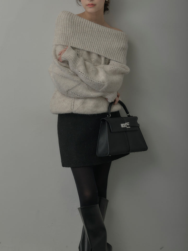 メランジニットオフショルトップス