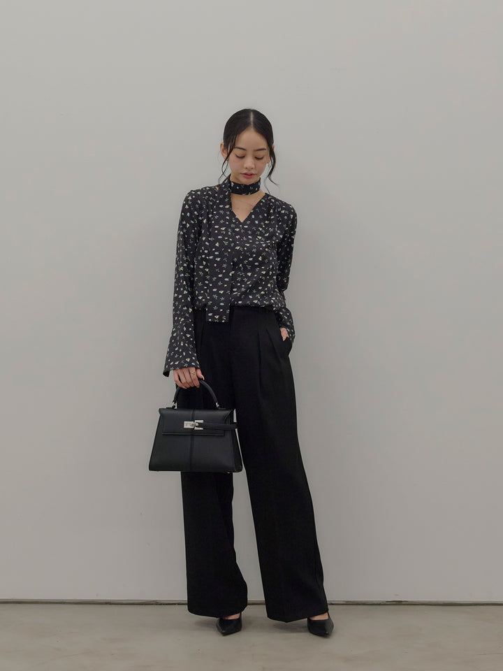 【Essential】2wayタイ付きベルスリーブサテンブラウス