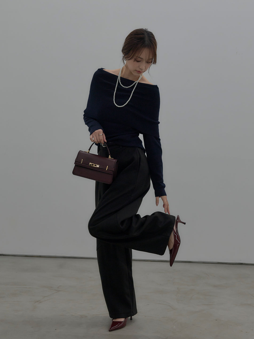 カーブデザインスウェットライクパンツ