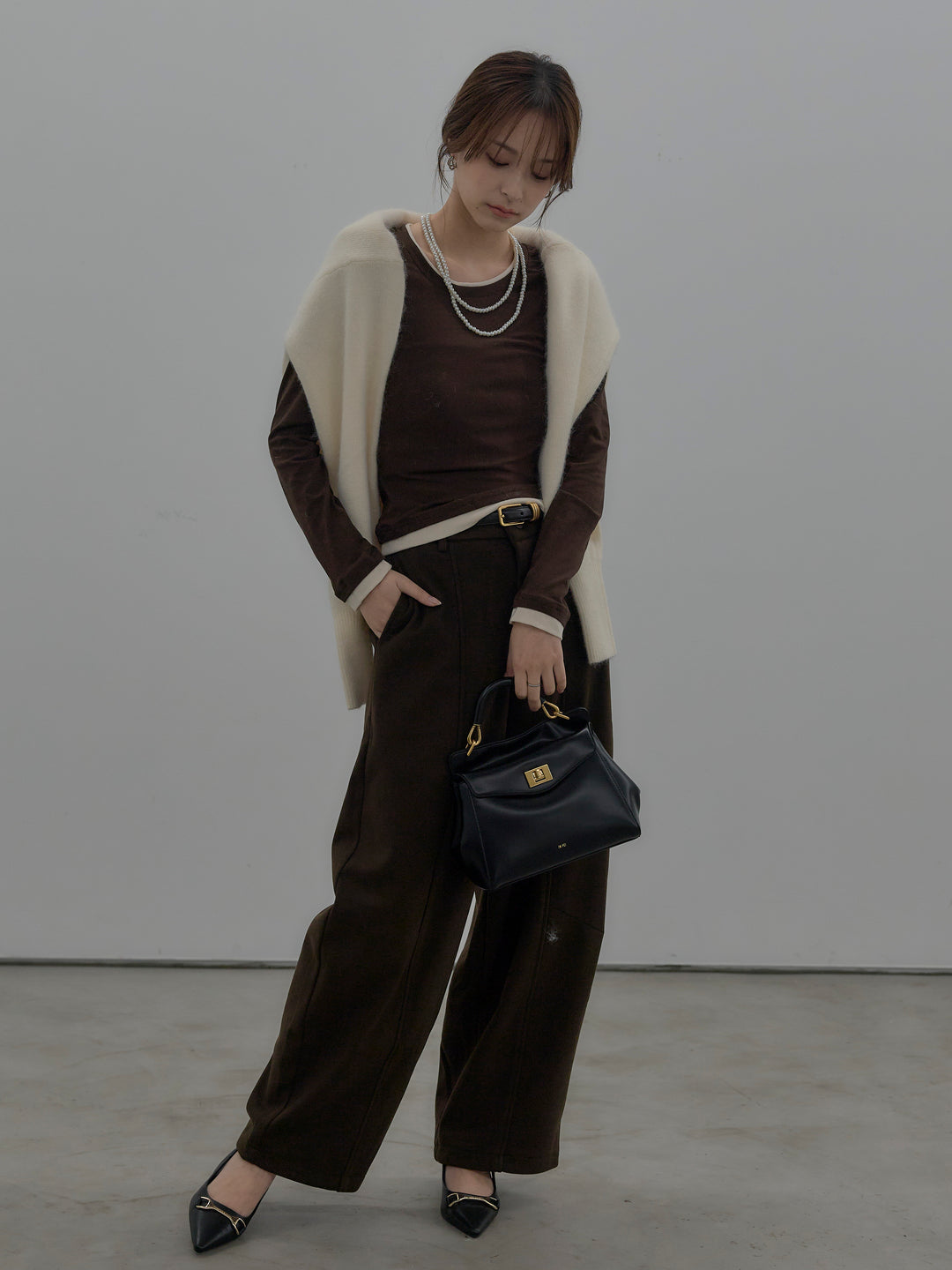 カーブデザインスウェットライクパンツ