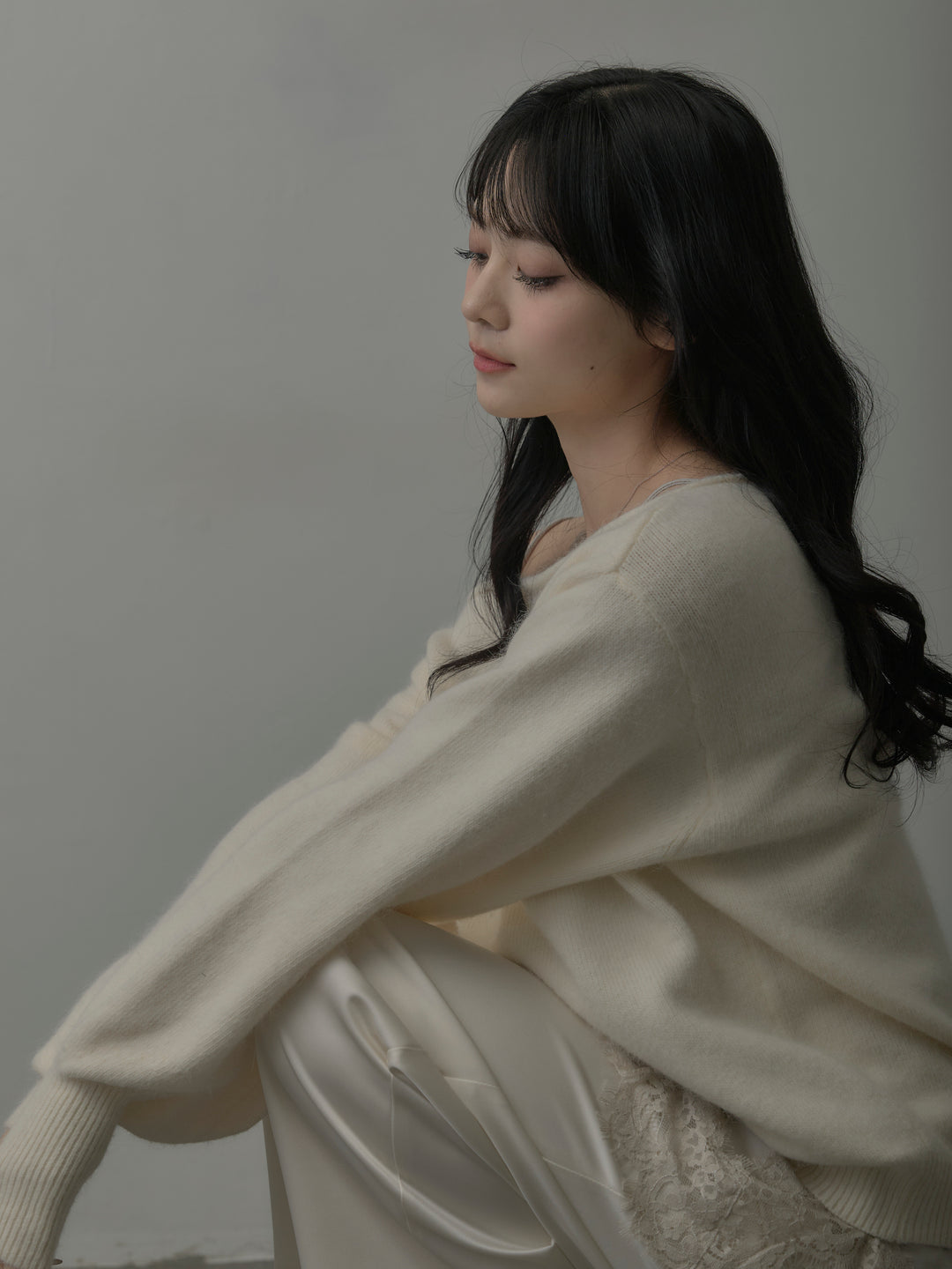 【SET】【premium touch】2wayショルダーニットプルオーバー+レースサテンキャミソール+【Essential】センタープレスサテンパンツ(3set)