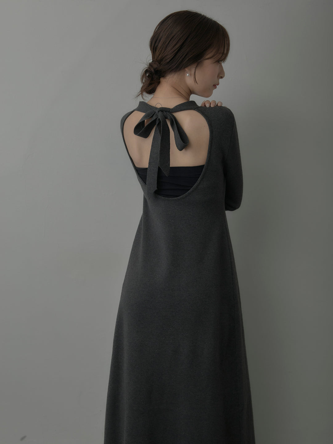 バックリボンニットロングワンピース