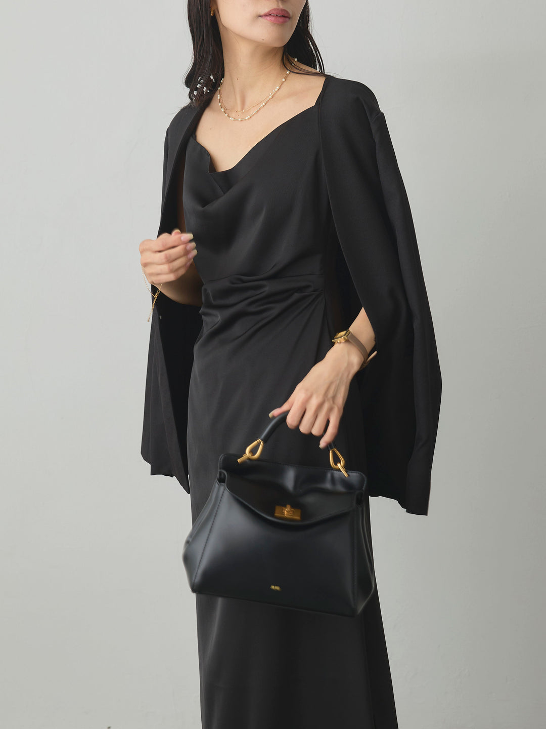 【SET】【Essential】フロントホックノーカラージャケット+【Essential】サテンドレープキャミワンピ(2set)