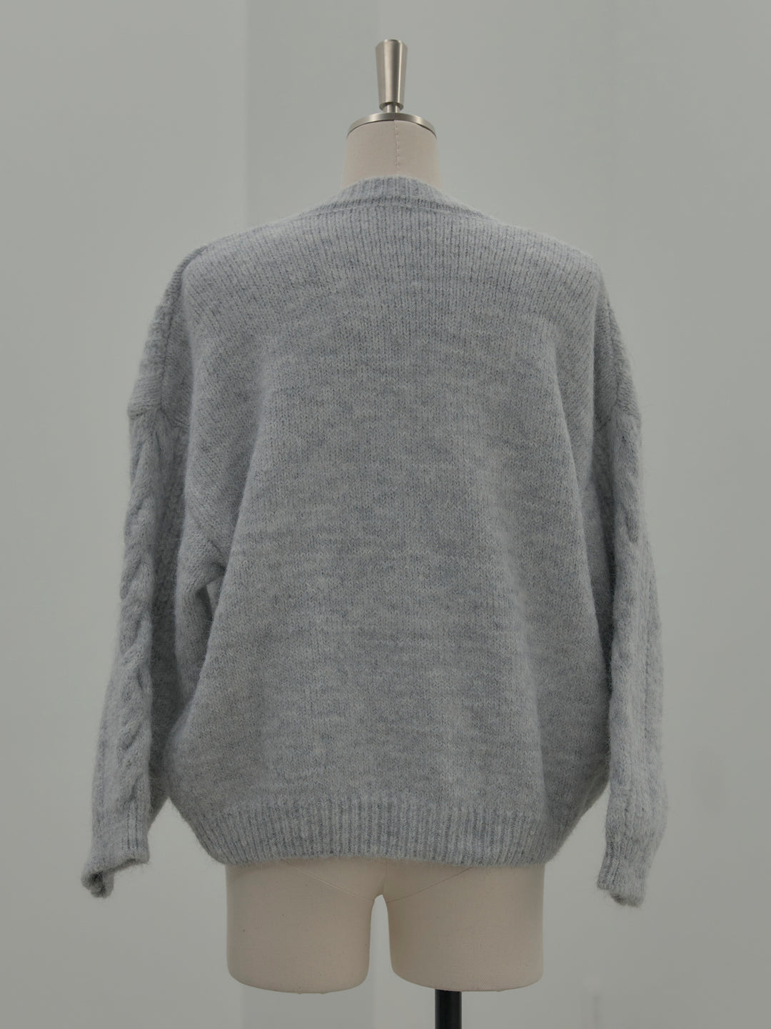 肉厚ケーブル編みニットカーディガン