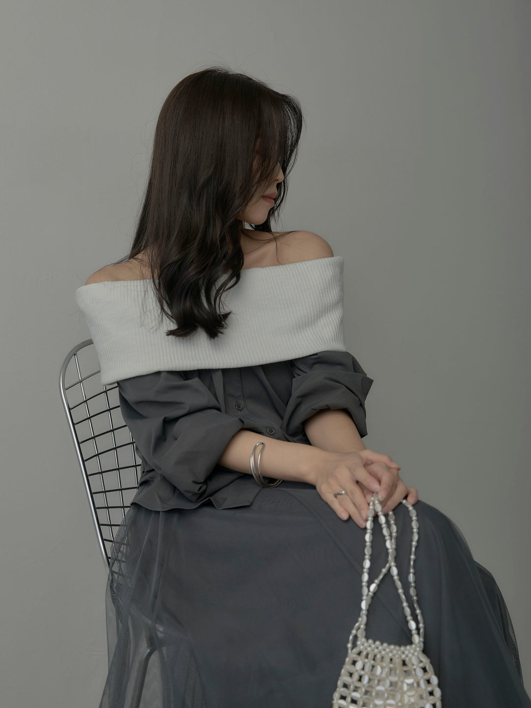 【SET】ニットシャツドッキングオフショルトップス+ボリュームチュールスカート(2set)