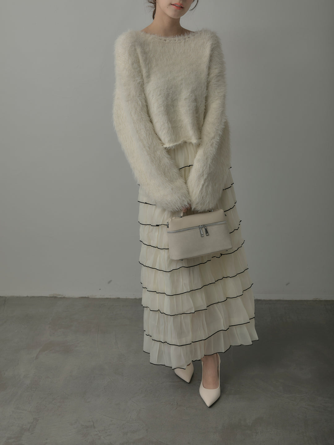 襟デザインシャギーニットトップス