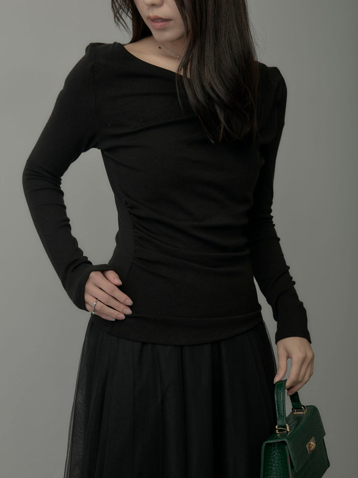 ドレープデザイントップス