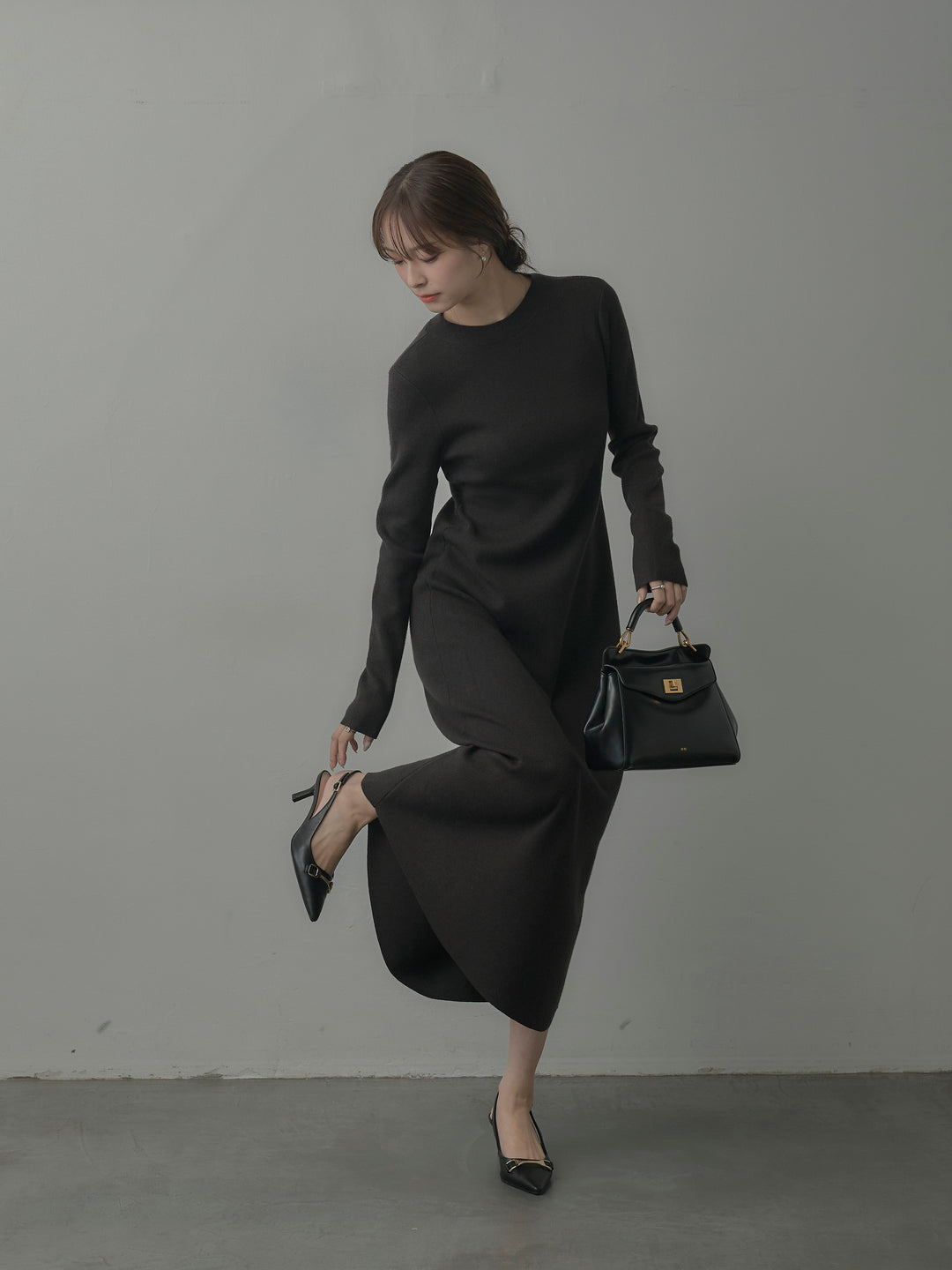 バックリボンニットロングワンピース