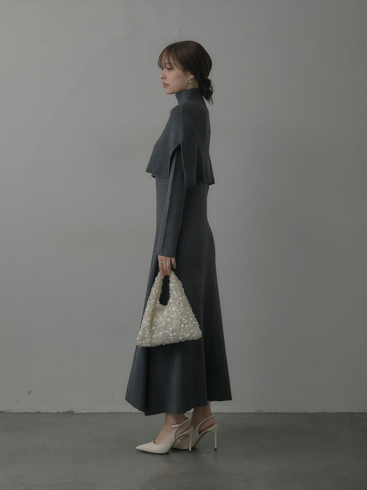 ケープ付きリブニットロングワンピース