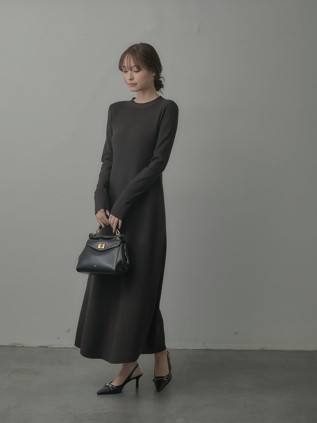 バックリボンニットロングワンピース