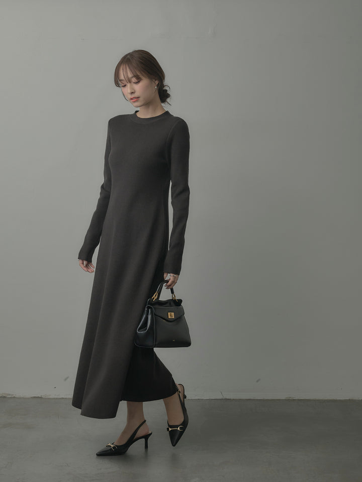 バックリボンニットロングワンピース