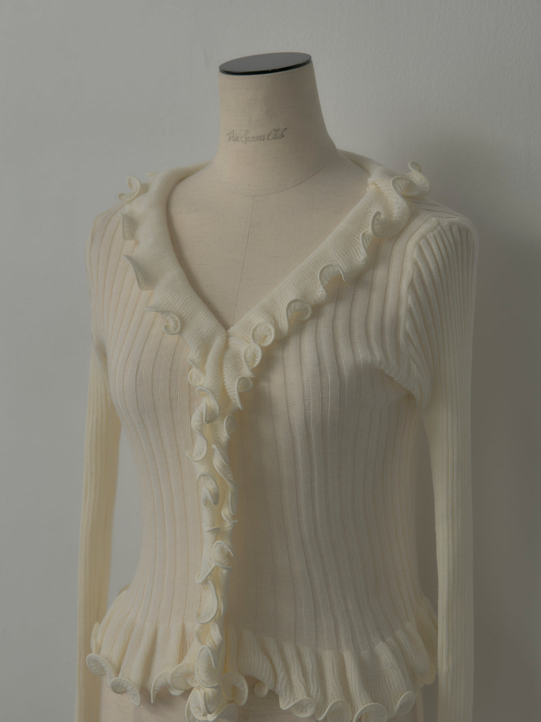 Vネックフリルデザインニットトップス